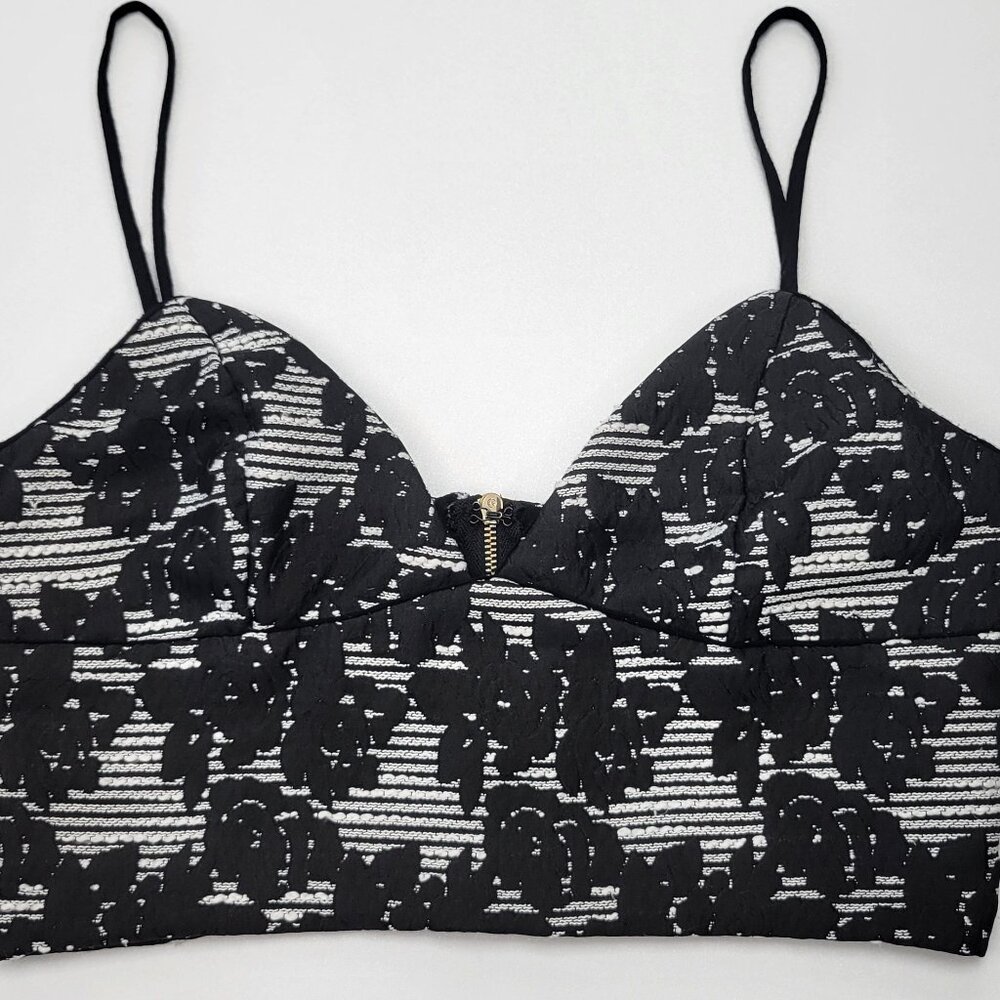 2010s DO+BE Black Textured Cropped Cami Bralette Top